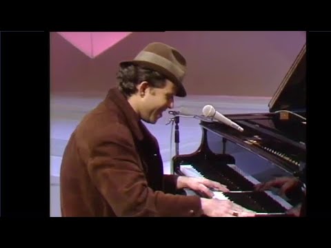 The Piano has Been Drinking - Tom Waits, 1981