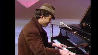 The Piano has Been Drinking - Tom Waits, 1981