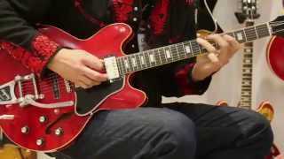 Video thumbnail for The New Gibson Memphis Rich Robinson 1963 ES-335  •  NAMM 2014 by Wildwood Guitars