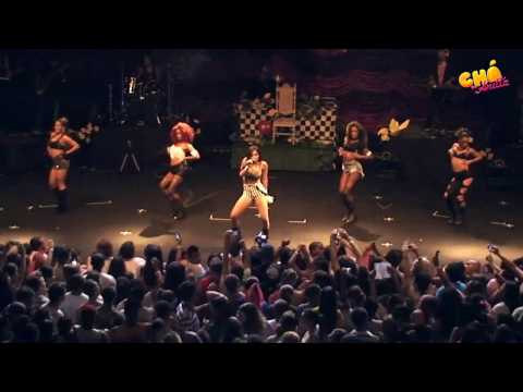 Videoclip de Meiga e abusada (Ao vivo) — Anitta