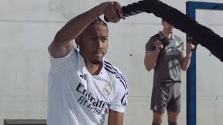 Défends tes couleurs avec le nouveau NIVEA Men Black & White