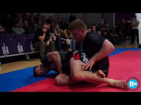 Chris Paines vs Adam Turner, Submitting Things 16 man no-gi sub only tournament Round 1