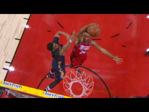 Norman Powell Catches Davis with Poster Slam | 01.31.17