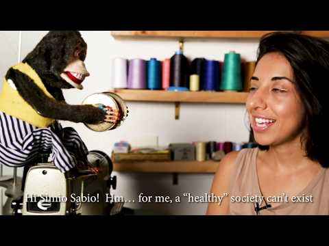 Capítulos  1 2 3 Laura Acosta "Textile and Performance Artist"