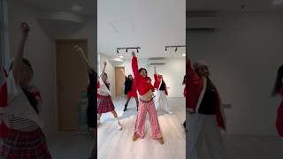 Christmas Dance my choreography #christmassong #christmasdance #arianagrande #lastchristmas