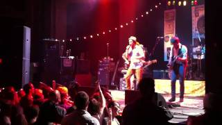 Red Wanting Blue - "Your Alibi"