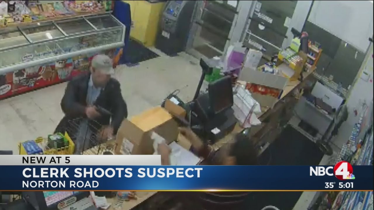 Clerk shoots robbery suspect