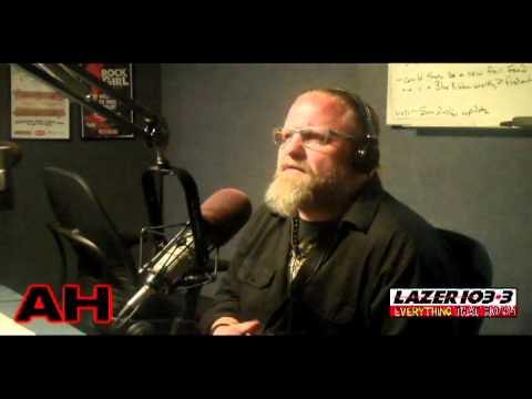 Andy Hall interviews M. Shawn Crahan 