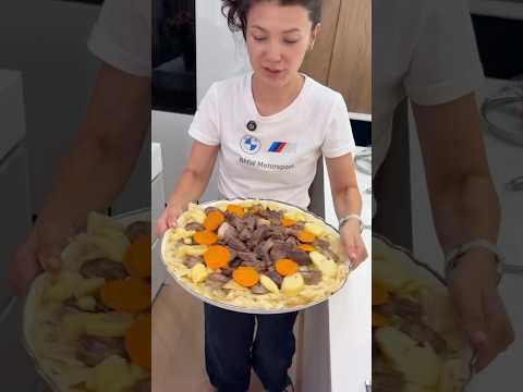 Красивое оформление Бешбармака . video by @mika.bakhyt #kazakhcooking #beshbarmak