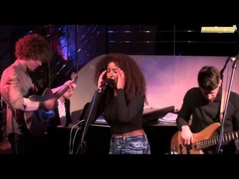 Autumn Sharif -   People Come and Go live at the Pheasantry