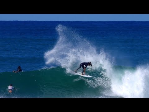 CONNER O LEARY SURFING LENNOX HEADS