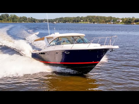 Tiara Yachts 3100 Coronet video