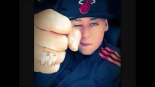 Download lagu Temas calle COSCULLUELA mp3