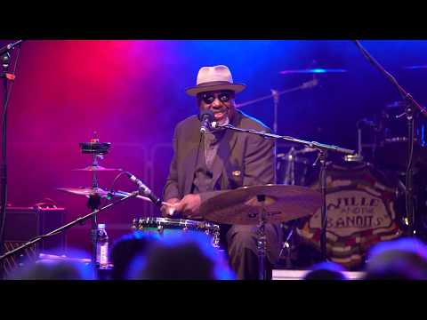 Big Daddy Wilson  -  WAKE UP BEFORE IT'S TOO LATE - Blues Roots & Song 2017