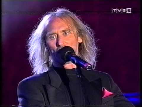 Jerzy Kryszak -Parodia Wałęsy Opole 1999 cz.1