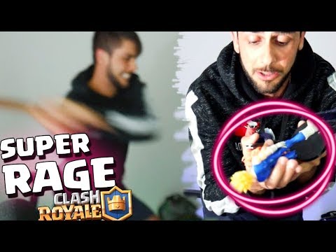 MAIOR RAGE NO CLASH ROYALE (QUEBREI TODOS ACTION FIGURE)