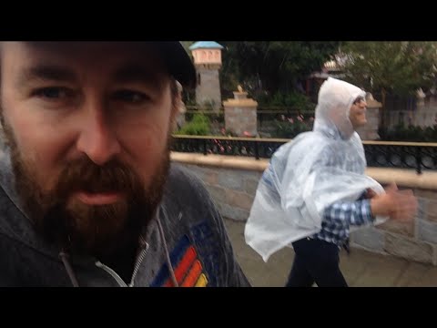TheDailyWoo - 1048 (5/15/15) Rainy Disneyland Announcement