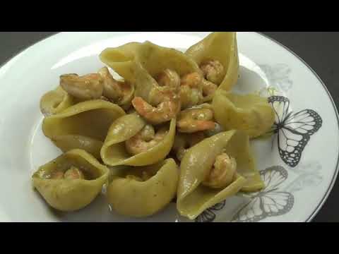Pasta Gamberi e Pesto di basilico, facile!