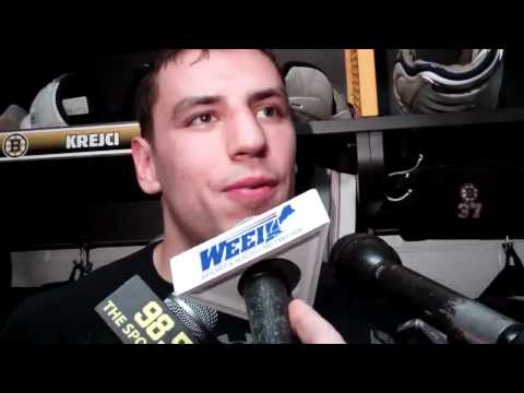 Feb 9 2011 Milan Lucic Bruins NHL Canadiens.flv