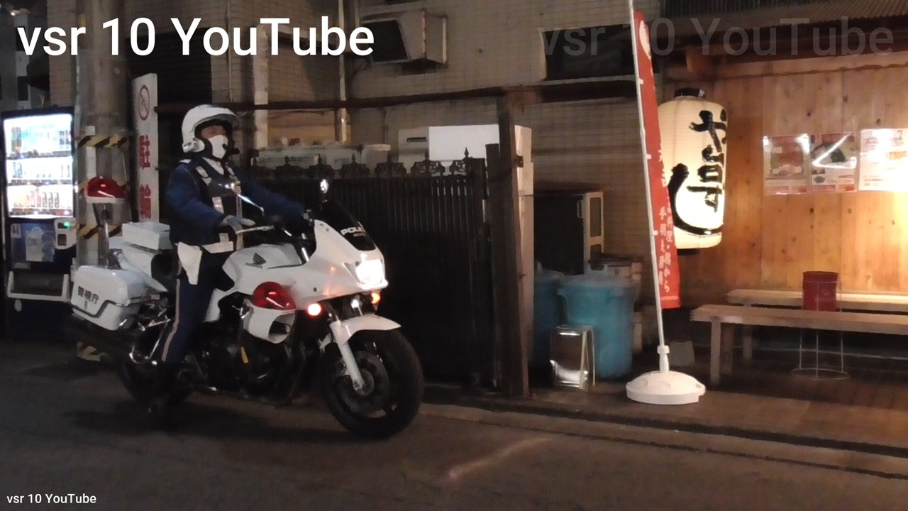 白バイ目線で見る歩行者妨害取り締まり！！•警察官が来るなと言ってるのに高齢ドライバーがやらかす！•金魚の糞でぶっちぎり！白バイが猛追！•赤になって2秒後に通過！白バイに捕まる！等