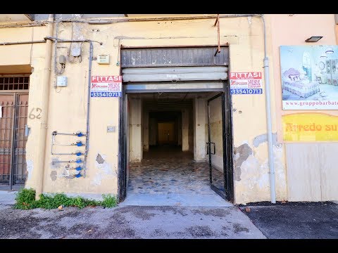 Negozio Locale Commerciale in Locazione a Napoli - Strada Provinciale di Caserta -