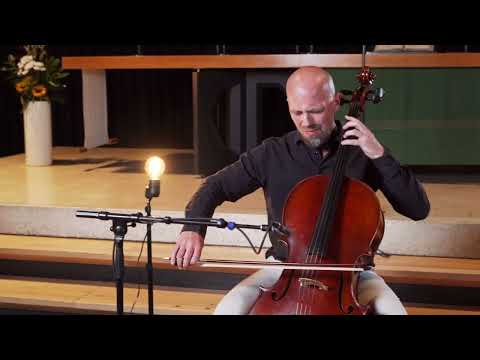 ZIA feat. Mohamad Fityan - Ayyuhäl Maslubu Zulman