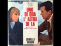 ORNELLA VANONI   UNO DI QUA L'ALTRA DI LA    1970