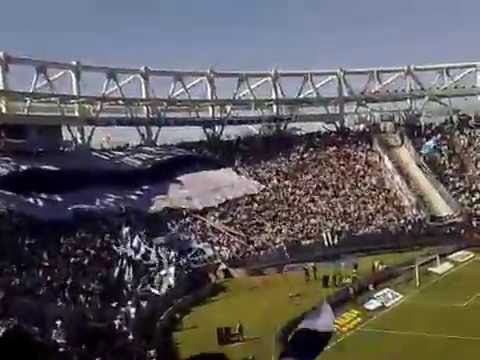 "Gimnasia vs estudiantes - salida de equipos" Barra: La Banda de Fierro 22 • Club: Gimnasia y Esgrima