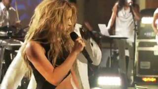 Shakira - Hips Don&#39;t Lie - Live Walmart Soundcheck