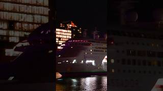 AMBIENCE - Sail away aus Hamburg, Passage vor der Elbphilharmonie | Shipspotting Hamburg