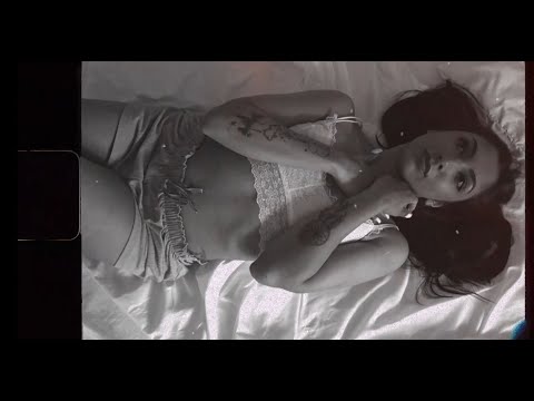 Klary - Mine (Official Music Video)