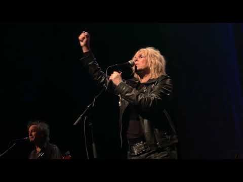 Lucinda Williams covers Neil Young