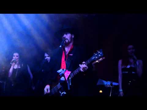 Rhombus - Love You Til Closing Time (Live at Flock, Leeds, 04/12/2010)