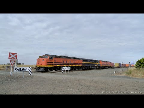 7922V Dooen Containers With CLF2, C501 & CLF4 (16/12/2020) - PoathTV Australian Trains & Railways