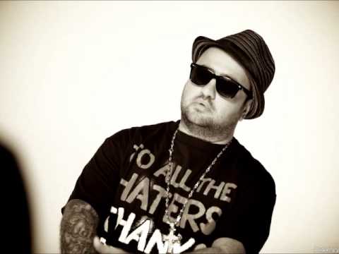 Super Sako ft. Bone Thugs- Listen to my Battle Cry