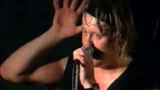 Eppu Normaali - Nyt reppu jupiset riimisi rupiset