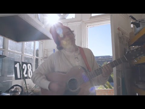 LaVitrola.cl: Emma Safrainski - La Montaña