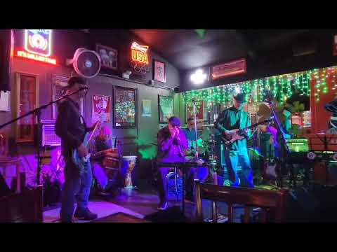 Promotional video thumbnail 2 for Black Cat Five