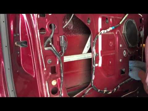 2001 Ford Windstar Minivan Window Regulator Replacement