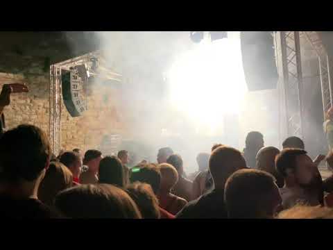 Hernan Cattaneo drops Cream - Cadence (Original Mix) Strange Town Recordings