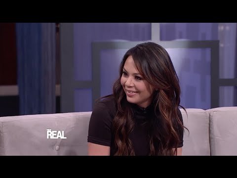 Janel Parrish on Valentine’s Day, High School & Her Puppy!