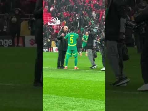 Gana gueye et Regragui se frotte lourdement