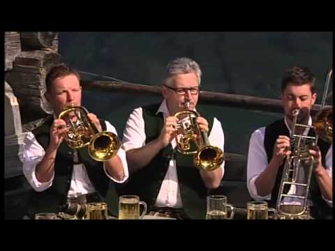 Schlosshof Tanzlmusi