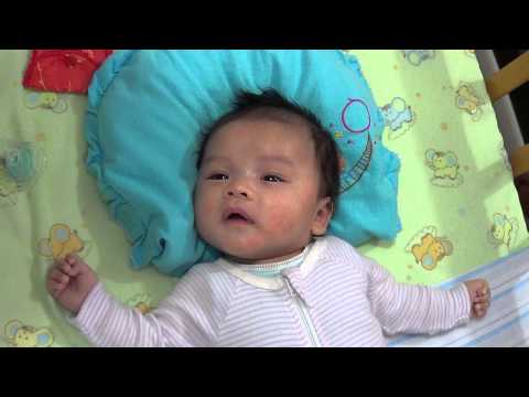 2012-11-01 TKN being annoyed to wake up