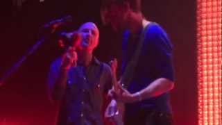 RADIOHEAD - GO TO SLEEP live NEWARK, NJ 6-1-12