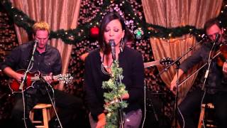 Sara Evans - Go Tell it On The Mountain | Hear and Now | Country Now