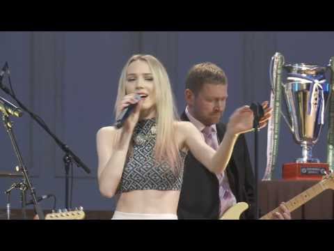 Jalgpalligala 2013: Unistuste Bänd - Valerie