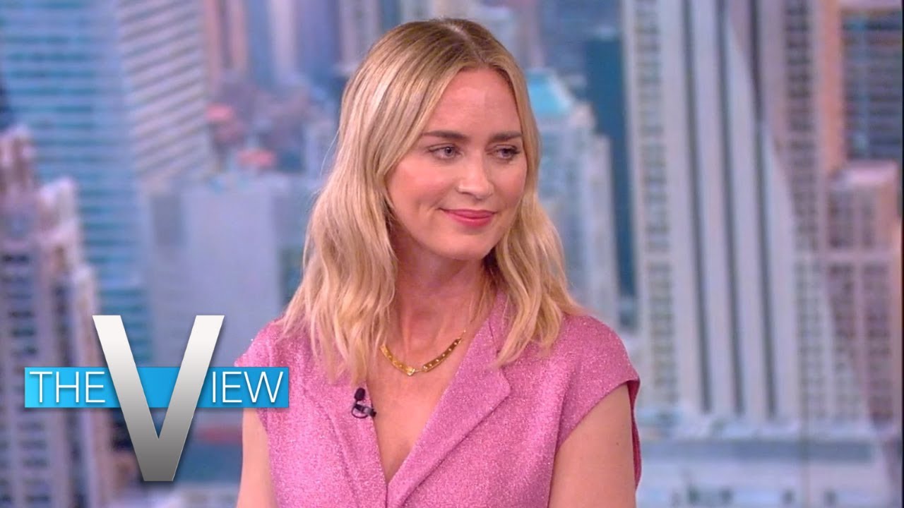 Emily Blunt at The View on Nov 10