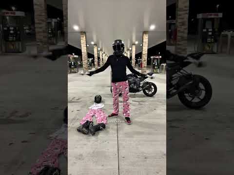 oyun oynarım               #keşfet #moto #laki #öneçıkar #motorvideo
