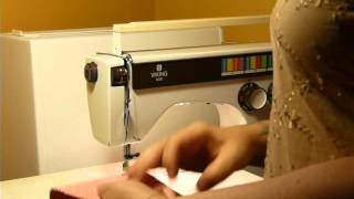 NIFTYTHRIFTYGIRL: Viking 6370 sewing machine with case, deck & accessories